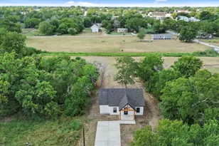 408 Griffin St, Luling, TX 78648 - Photo 31