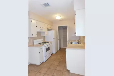 806 Country Aire Drive #A, Round Rock, TX 78664 - Photo 7