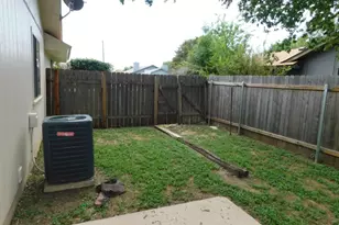 806 Country Aire Dr, Round Rock, TX 78664 - Photo 19