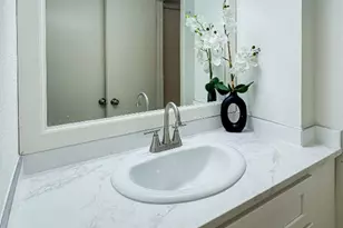 5810 Sweeney Cir, Austin, TX 78723 - Photo 17