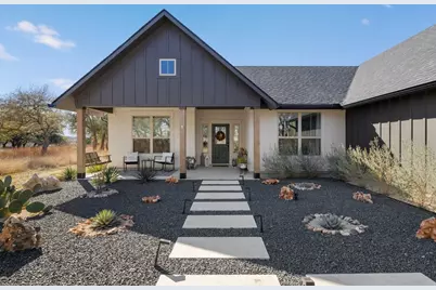 990 Axis Circle, Fredericksburg, TX 78624 - Photo 5