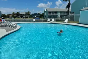 611 Lauderdale Dr, Rockport, TX 78382 - Photo 15