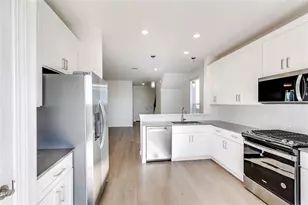 109 Bridge Deck Loop, Kyle, TX 78640 - Photo 13