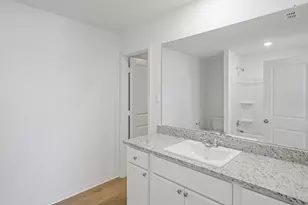 109 Desert Hare Dr, Jarrell, TX 76537 - Photo 5