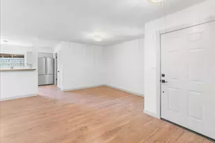 2305 Donna Dr, Taylor, TX 76574 - Photo 17