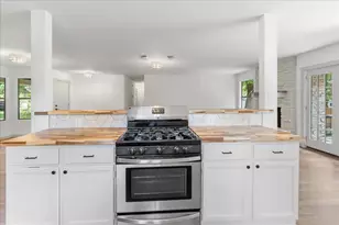 2305 Donna Dr, Taylor, TX 76574 - Photo 19
