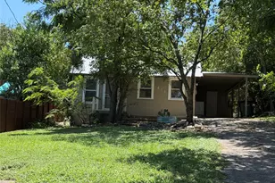 613 Peacock Ln, Austin, TX 78704 - Photo 1