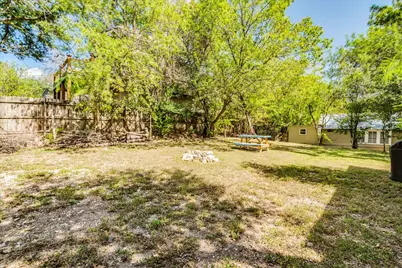 613 Peacock Lane, Austin, TX 78704 - Photo 5
