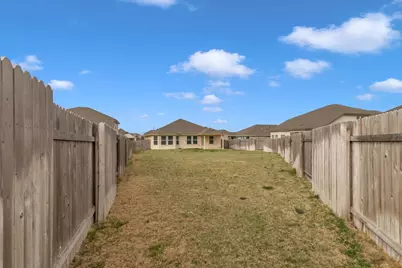 405 Grasslands Trail, Hutto, TX 78634 - Photo 37