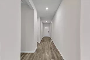 405 Grasslands Trl, Hutto, TX 78634 - Photo 17