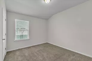 405 Grasslands Trl, Hutto, TX 78634 - Photo 11