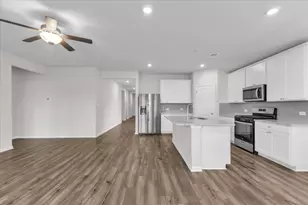 405 Grasslands Trl, Hutto, TX 78634 - Photo 23