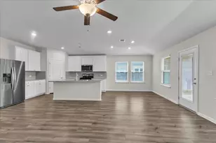 405 Grasslands Trl, Hutto, TX 78634 - Photo 21