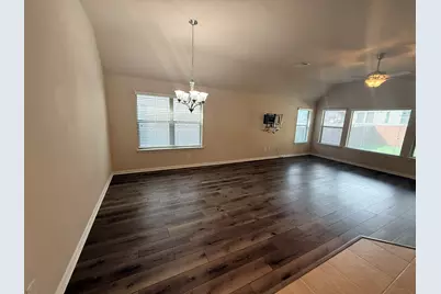 546 Hot Springs Valley, Buda, TX 78610 - Photo 3