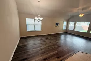 546 Hot Springs Valley, Buda, TX 78610 - Photo 3