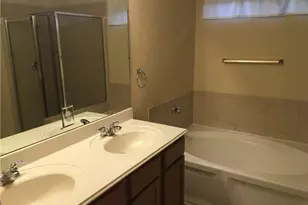 112 Beargrass Dr, Kyle, TX 78640 - Photo 11