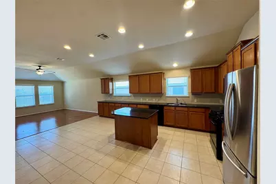 112 Beargrass Drive, Kyle, TX 78640 - Photo 3