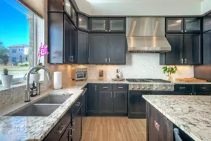 106 Bisset Ct, Austin, TX 78738 - Photo 11