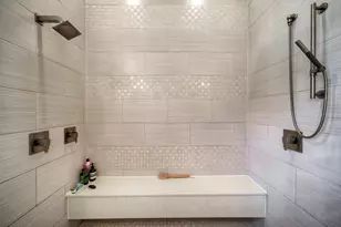 106 Bisset Ct, Austin, TX 78738 - Photo 25