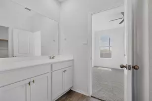 439 Arnold Loop, Kyle, TX 78640 - Photo 15