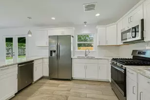 12504 Limerick Ave, Austin, TX 78727 - Photo 7