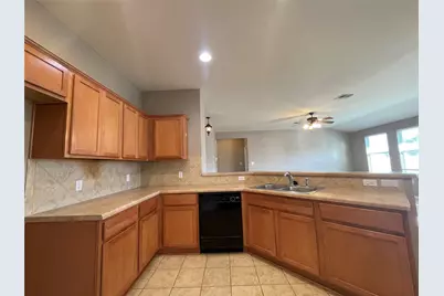 7820 Little Deer Trail, Georgetown, TX 78628 - Photo 11