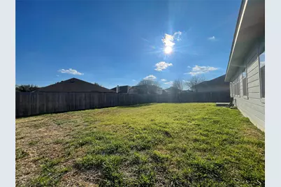 7820 Little Deer Trail, Georgetown, TX 78628 - Photo 33