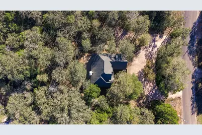 206 Laura Lane, Bastrop, TX 78602 - Photo 37