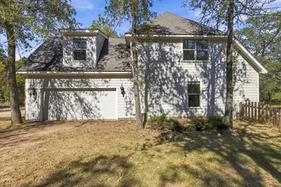 206 Laura Lane, Bastrop, TX 78602 - Photo 35