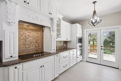 206 Laura Lane, Bastrop, TX 78602 - Photo 11