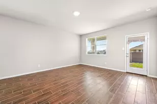 296 Cherry Laurel Ln, Kyle, TX 78640 - Photo 9