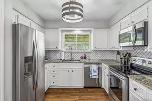 10504 Wagon Gap Dr, Austin, TX 78750 - Photo 15