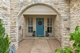 10504 Wagon Gap Dr, Austin, TX 78750 - Photo 5