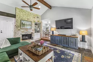 10504 Wagon Gap Dr, Austin, TX 78750 - Photo 11