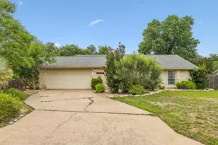 10504 Wagon Gap Dr, Austin, TX 78750 - Photo 3
