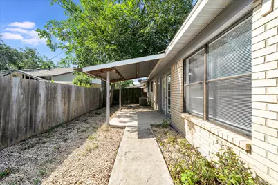 1130 Bois D'Arc St, Lockhart, TX 78644 - Photo 21