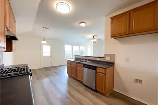 506 Gettysburg Loop, Elgin, TX 78621 - Photo 19