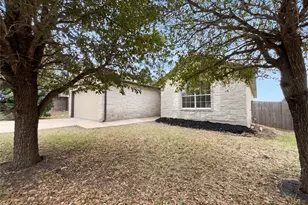 506 Gettysburg Loop, Elgin, TX 78621 - Photo 9