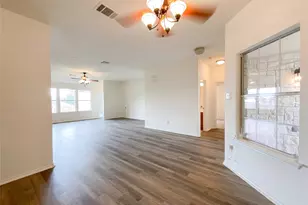 506 Gettysburg Loop, Elgin, TX 78621 - Photo 13