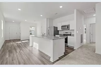 126 Sunview Drive, Hutto, TX 78634 - Photo 5