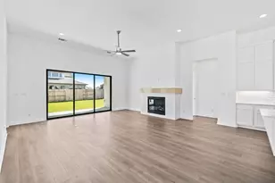 116 Uphill Dr, Liberty Hill, TX 78642 - Photo 7