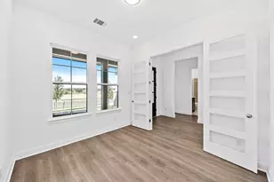 116 Uphill Dr, Liberty Hill, TX 78642 - Photo 11