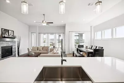 22801 Agave Grove Drive, Lago Vista, TX 78645 - Photo 17