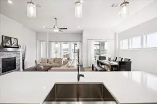 22801 Agave Grove Dr, Lago Vista, TX 78645 - Photo 17