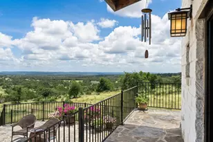 115 Trophy Oak Pt, Fredericksburg, TX 78624 - Photo 35