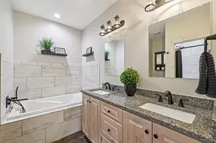 106 Kahuku Ct, Bastrop, TX 78602 - Photo 23