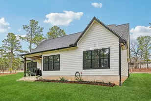 106 Kahuku Ct, Bastrop, TX 78602 - Photo 5