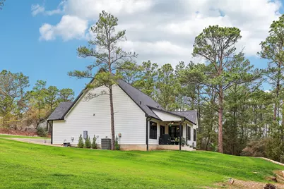 106 Kahuku Court, Bastrop, TX 78602 - Photo 35