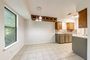 7000 Whispering Oaks Dr, Austin, TX 78745 - Photo 5