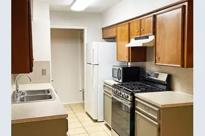 7000 Whispering Oaks Drive, Austin, TX 78745 - Photo 7
